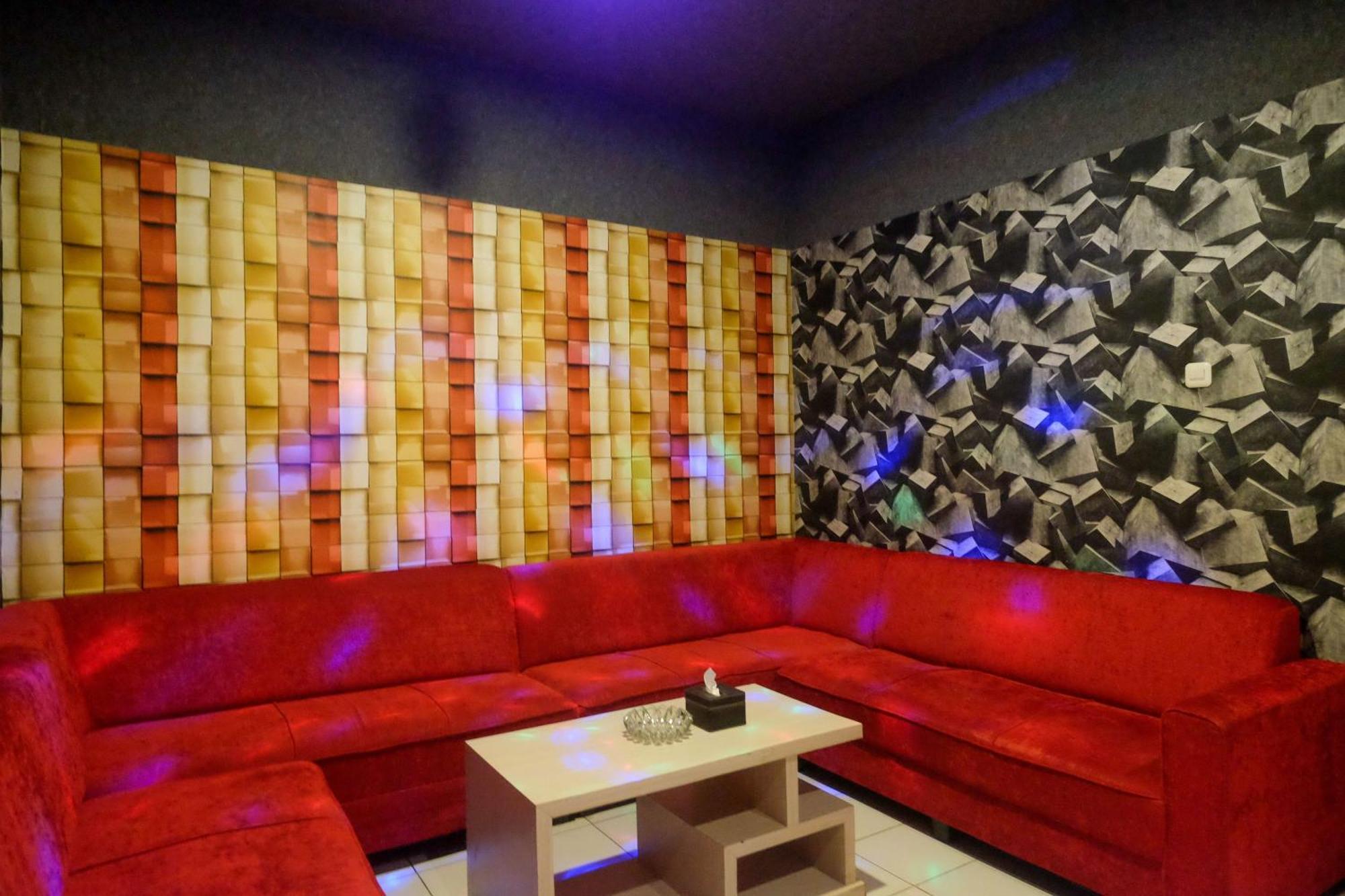 Urbanview Hotel Dedy Jaya Brebes 外观 照片