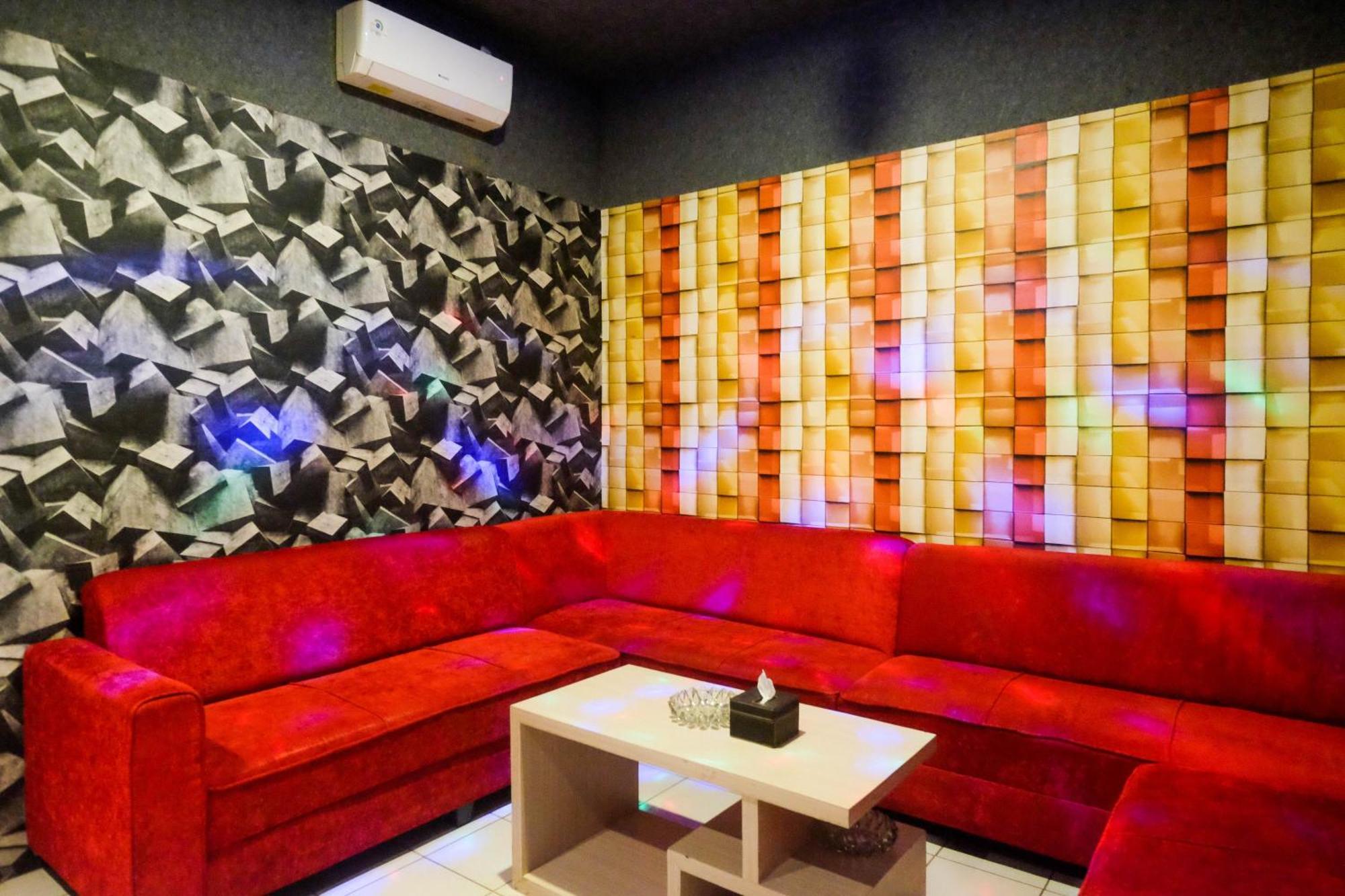 Urbanview Hotel Dedy Jaya Brebes 外观 照片